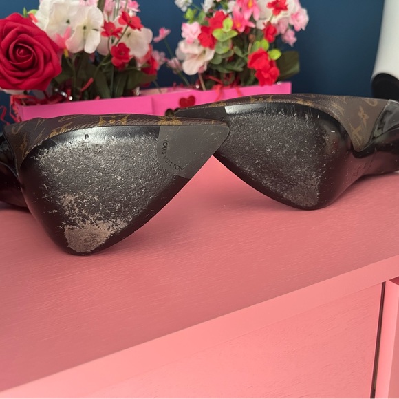 Louis Vuitton size 38 - Picture 2 of 12